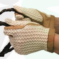  HORSE RIDING GLOVES